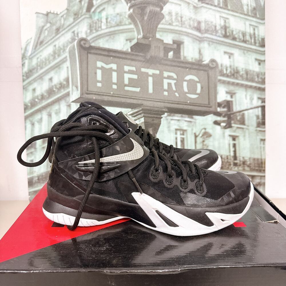 Nike LeBron Zoom Soldier 8 TB Men’s Basketball Shoes Black Metallic Silver